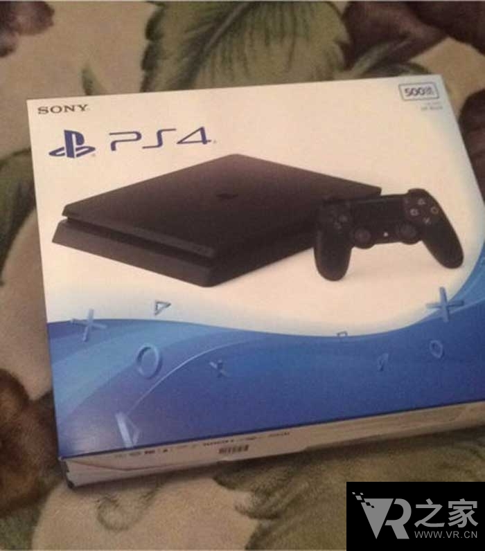 小機(jī)身大作為 PS 4 Slim同樣支持PSVR