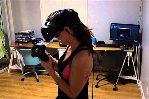 女網友直播用VR玩恐怖游戲被嚇哭
