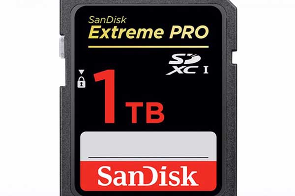 閃迪發(fā)布1TB SD卡，VR視頻再大也不用愁了