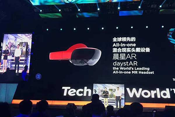 中國版HoloLens誕生！聯想首發晨星AR眼鏡